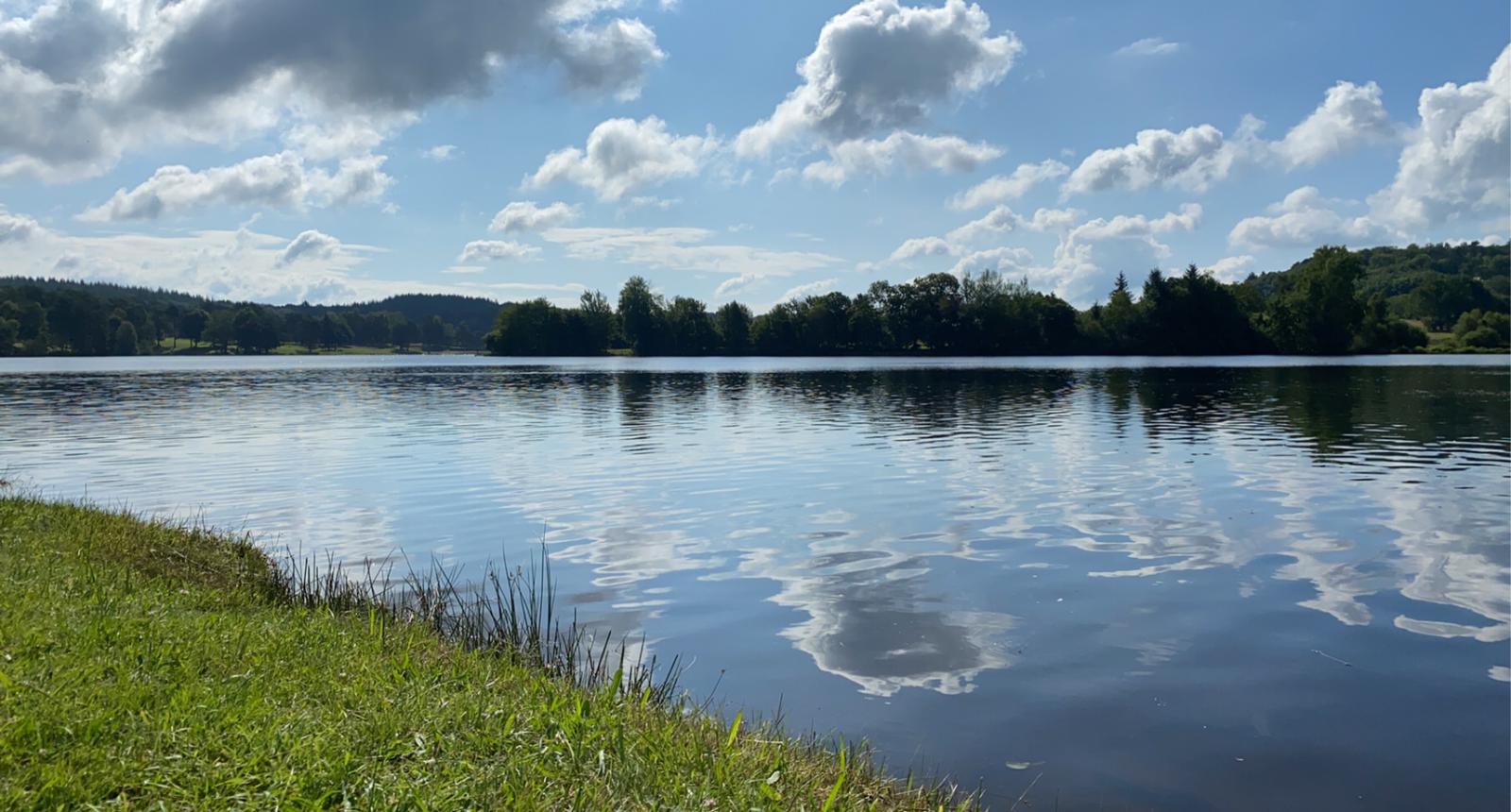 Lac du Coiroux - camping paradis le coiroux