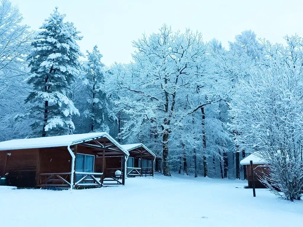 hebergement sous la neige Camping Paradis le Coiroux en Correze 